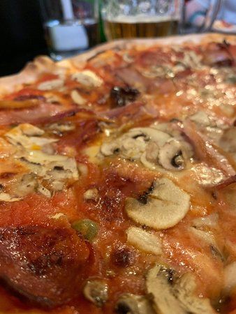 Pizzeria Kmotra